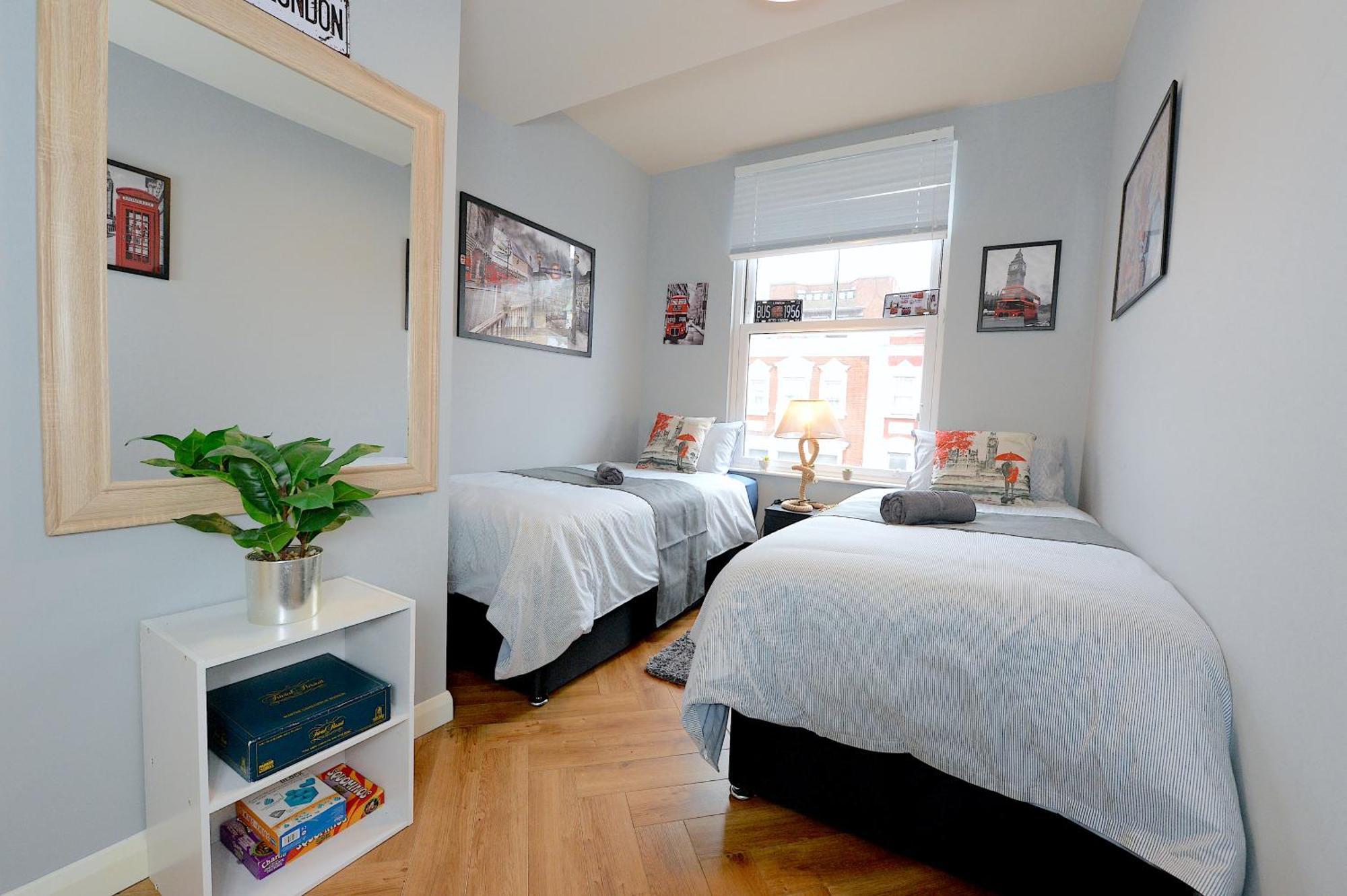 2 Bedroom Flat In Wood Green Piccadilly Line Londres Exterior foto