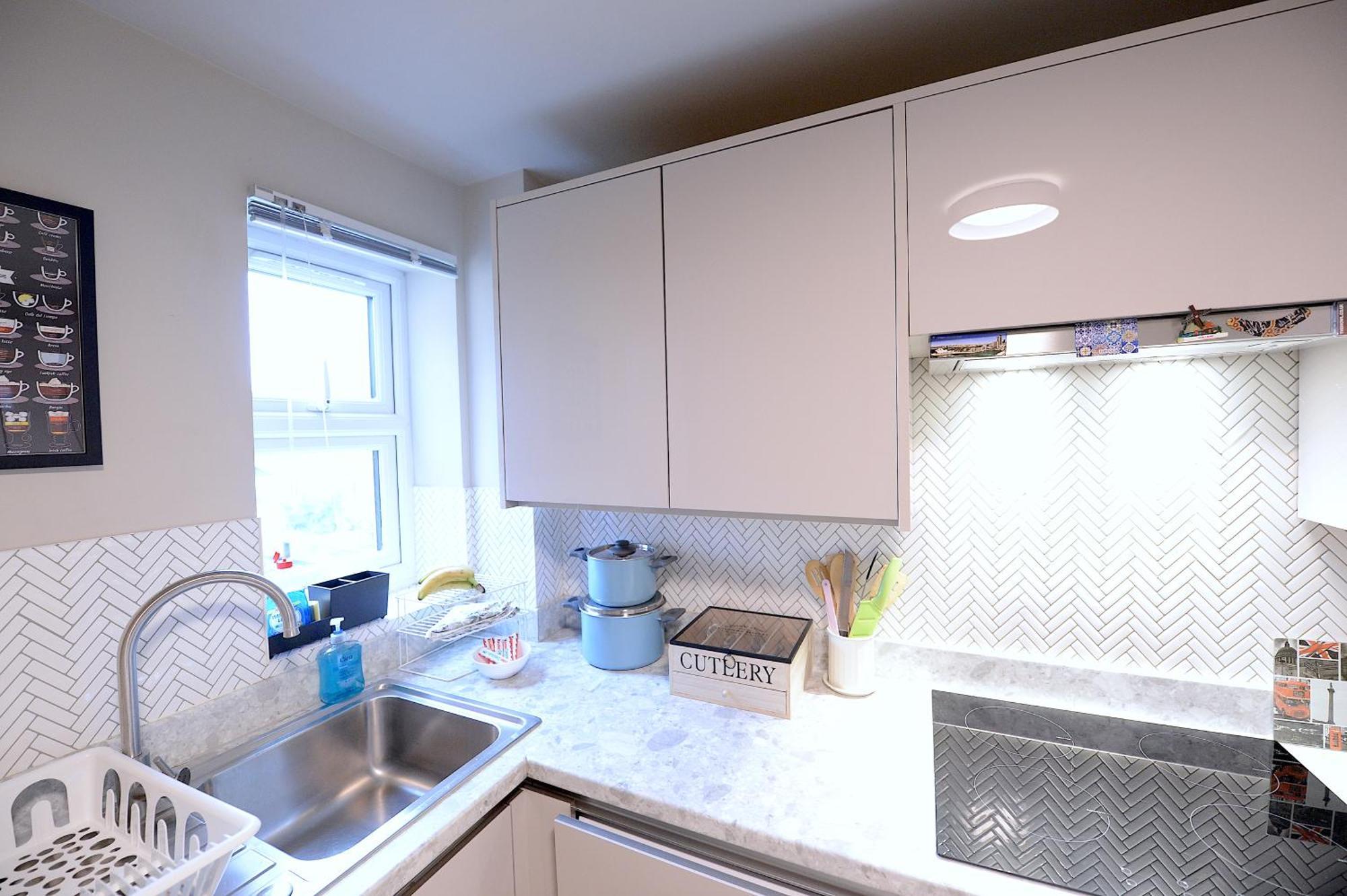 2 Bedroom Flat In Wood Green Piccadilly Line Londres Exterior foto